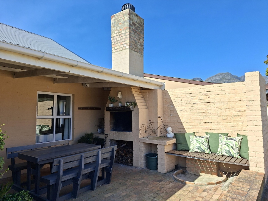 2 Bedroom Property for Sale in Pringle Bay Western Cape